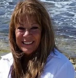 Meet your Posher, Denise